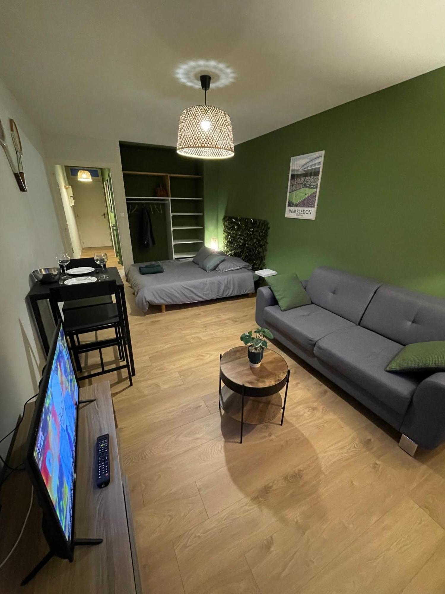 Ferienwohnung Le Wimbledon Chalon-sur-Saône Exterior foto